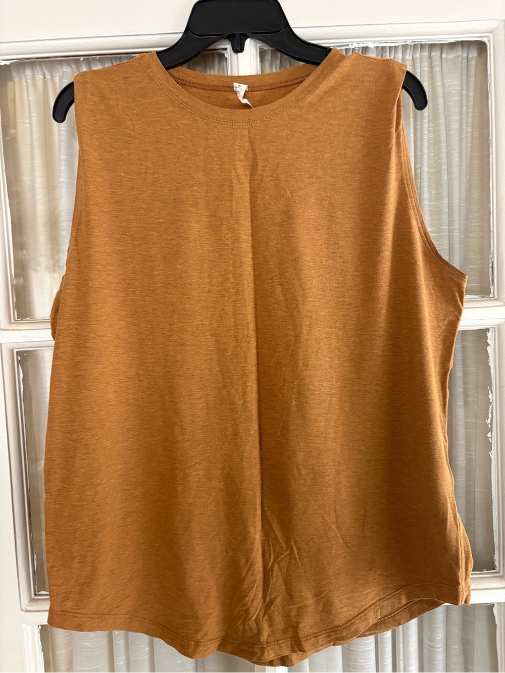 lululemon athletica Sleeveless Crewneck Tank size 10